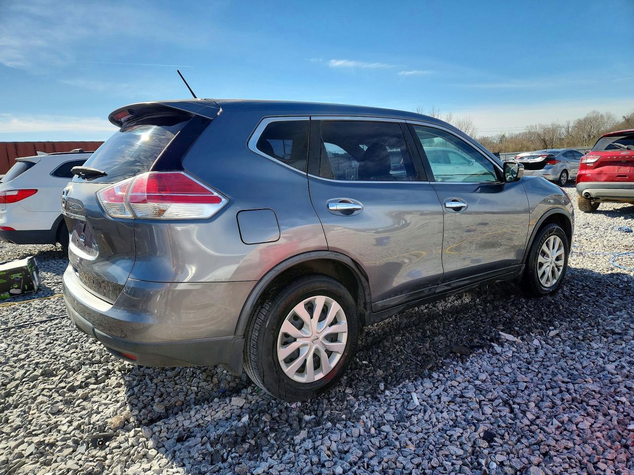 2015 Nissan Rogue S - zdjęcie 3