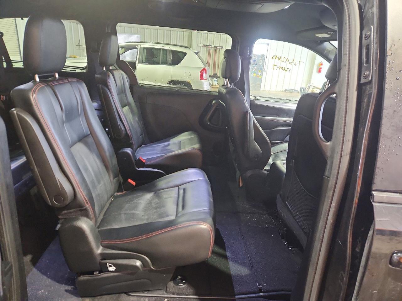 2017 Dodge Grand Caravan Gt - zdjęcie 11