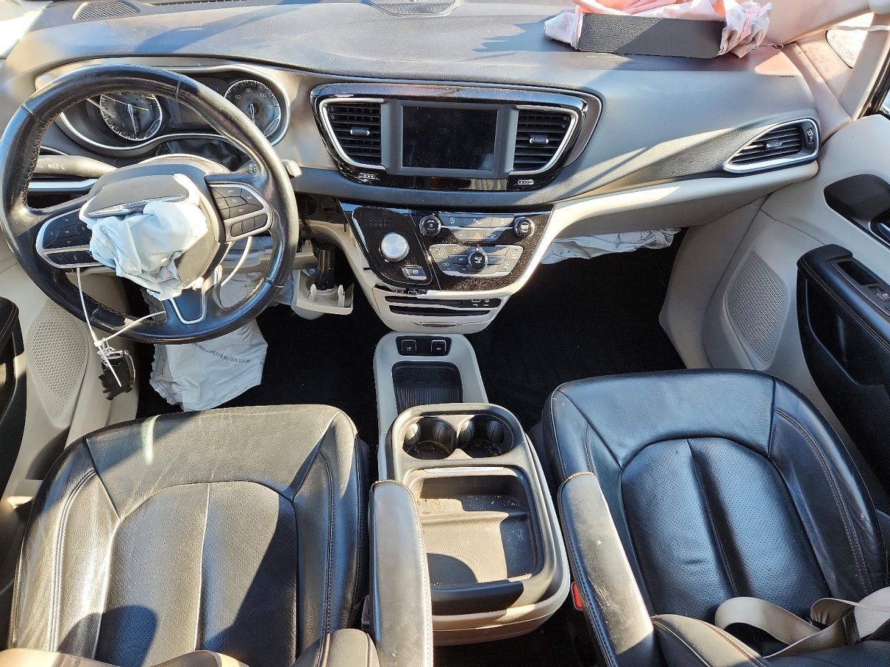 2020 Chrysler Pacifica Touring L - zdjęcie 8