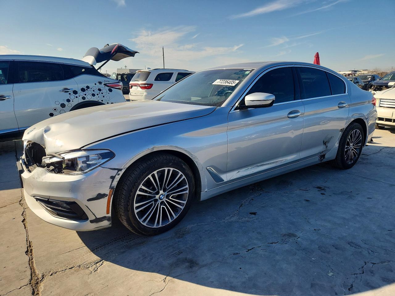 2018 BMW 530 Xi - zdjęcie główne