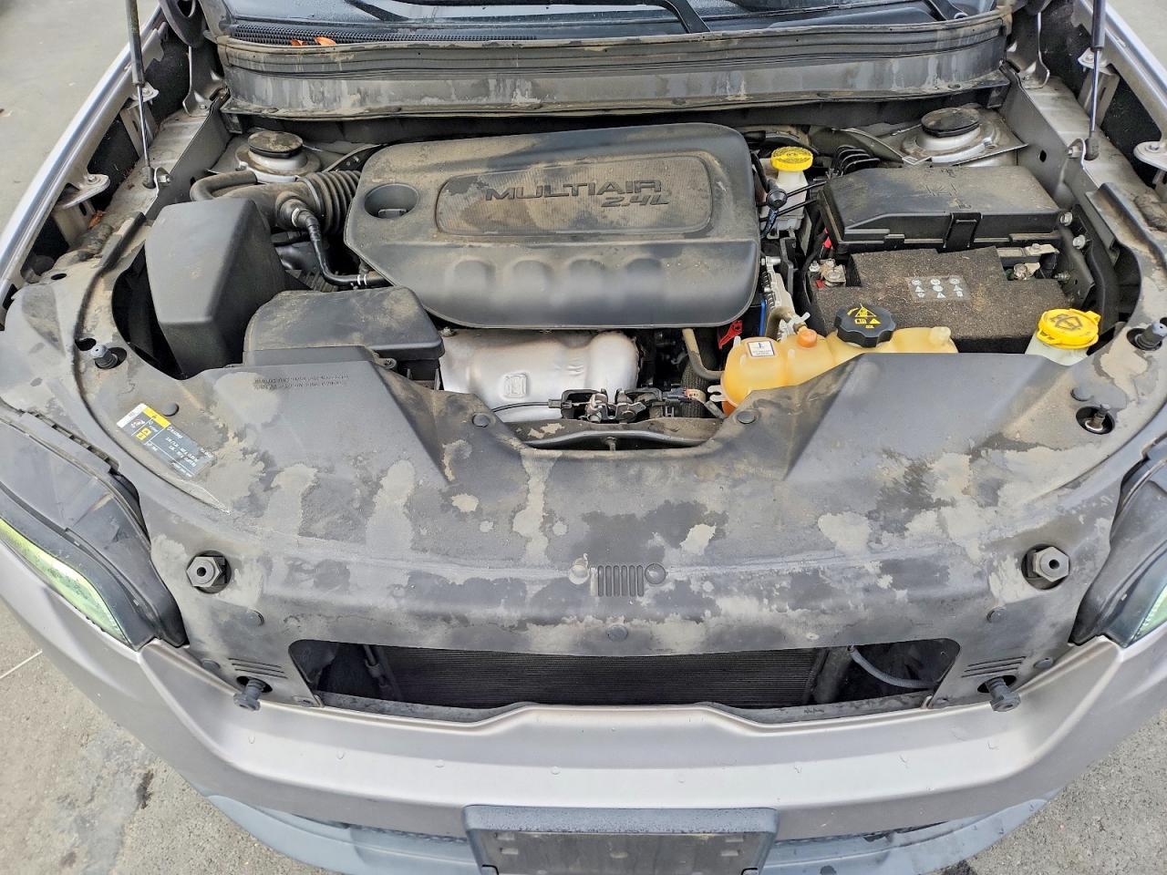 2020 Jeep Cherokee Latitude - zdjęcie 11