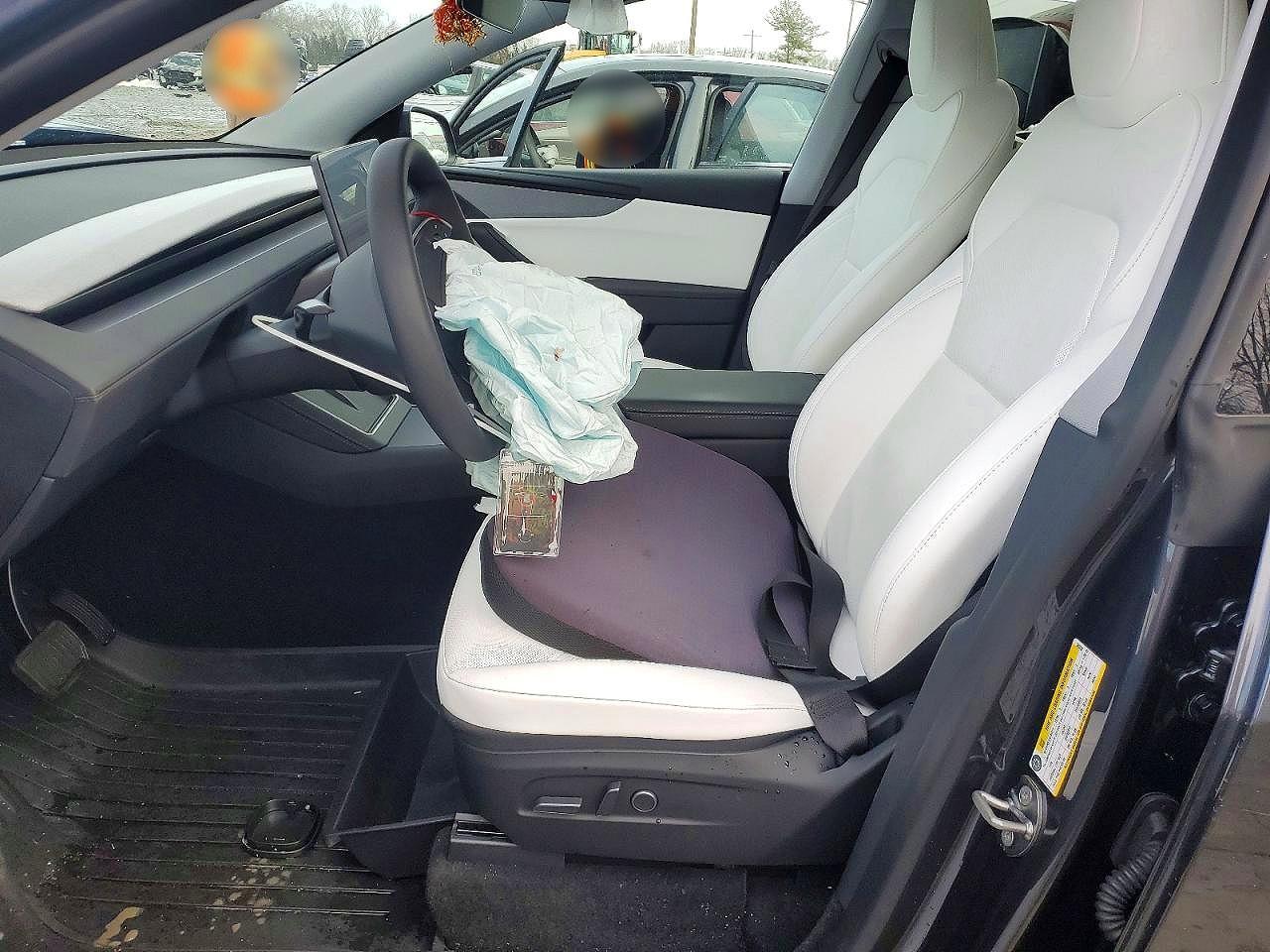2026 Tesla Model Y - zdjęcie 7