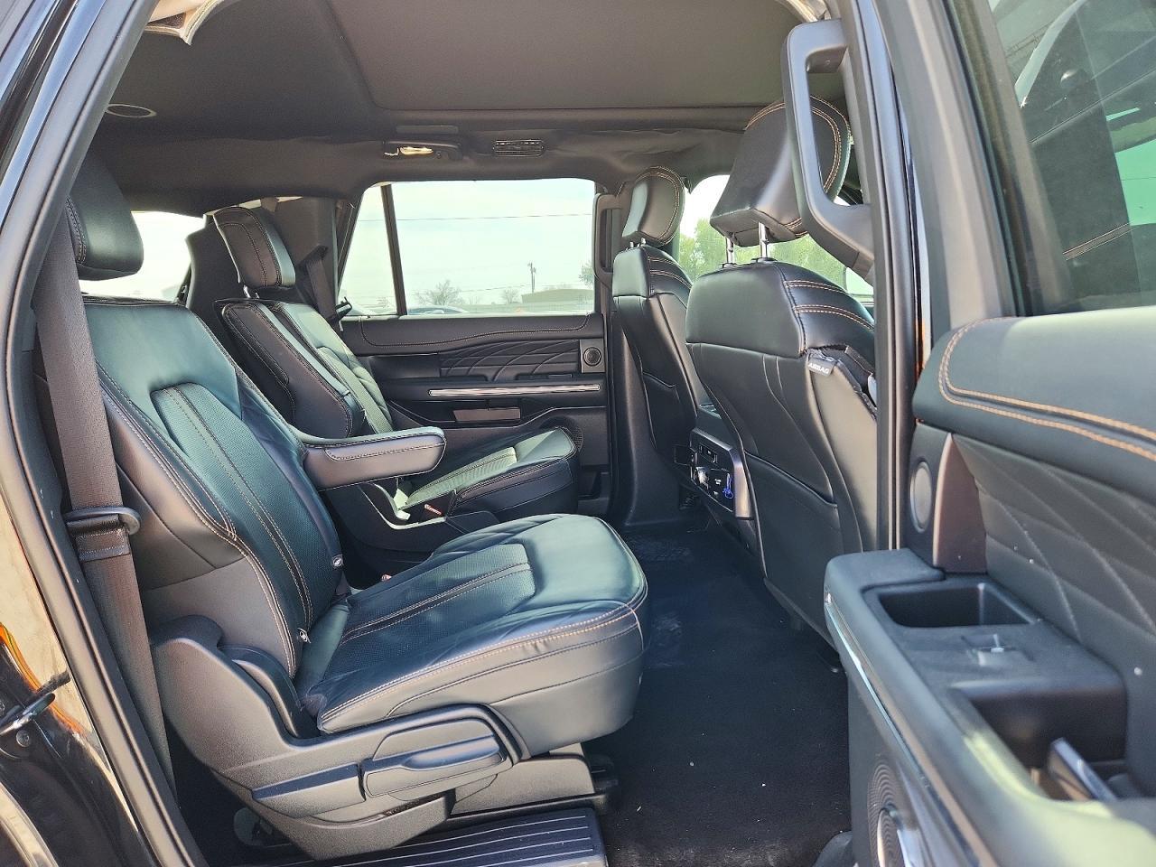2022 Ford Expedition Max Platinum - zdjęcie 11