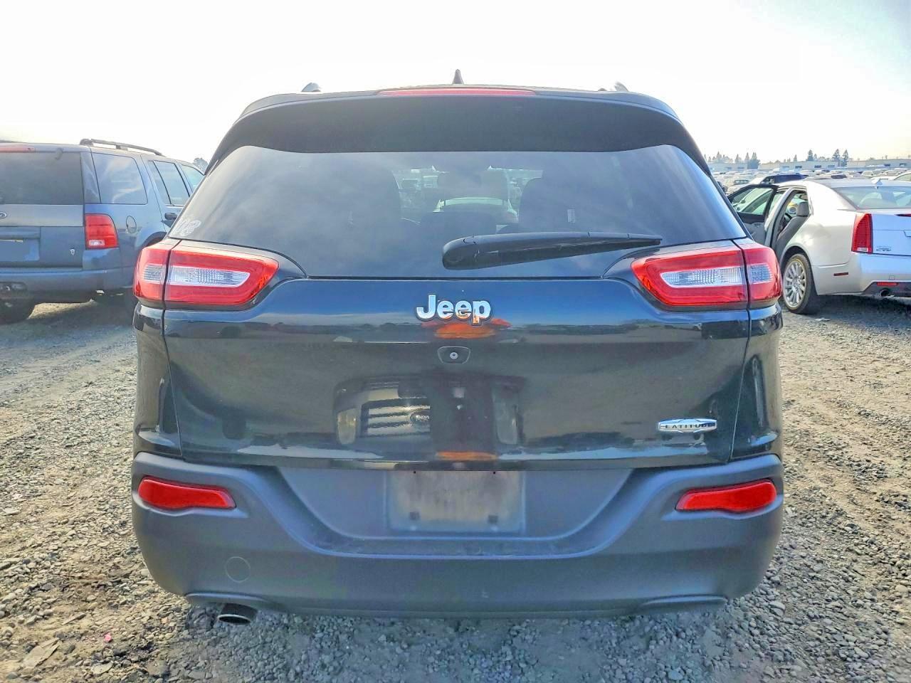 2015 Jeep Cherokee Latitude - zdjęcie 6