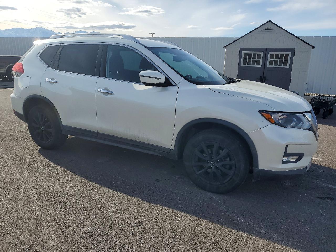 2017 Nissan Rogue Sv - zdjęcie 4