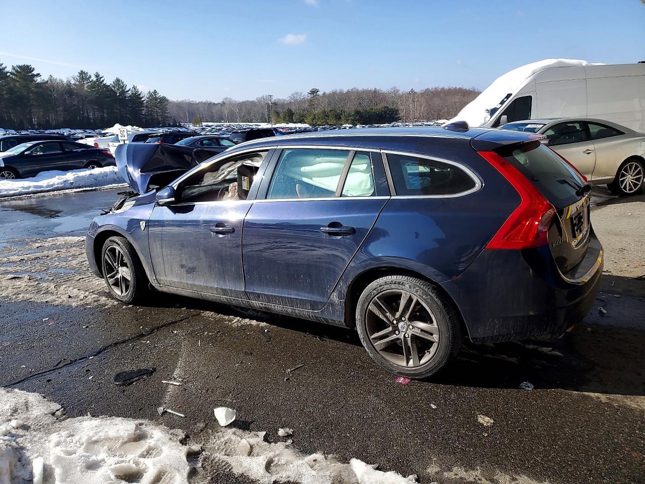 2015 Volvo V60 Premier+ - zdjęcie 2