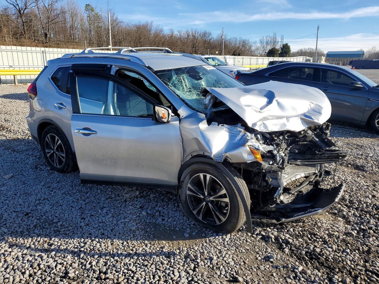2020 Nissan Rogue Sv - zdjęcie 4
