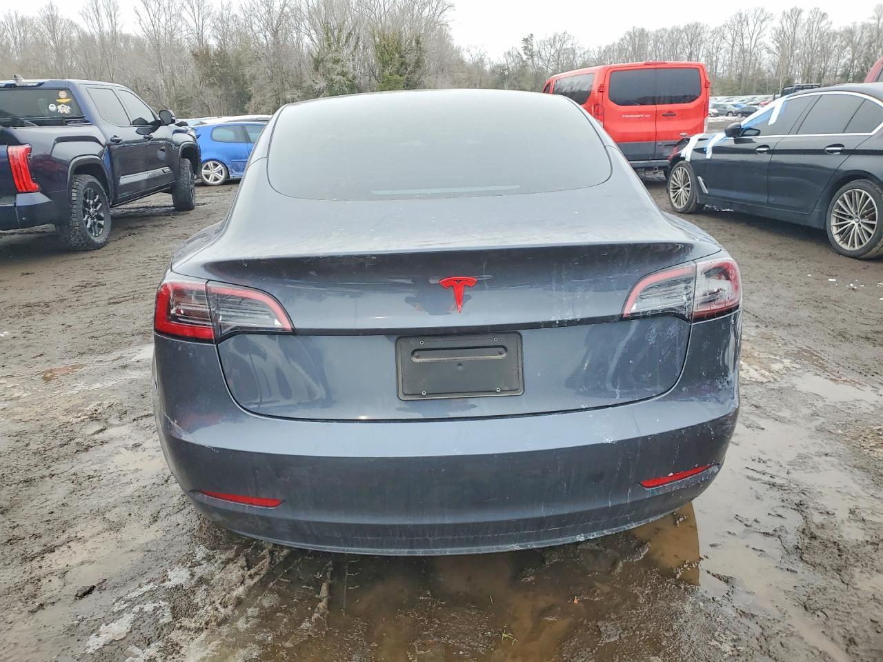 2023 Tesla Model 3 - zdjęcie 6