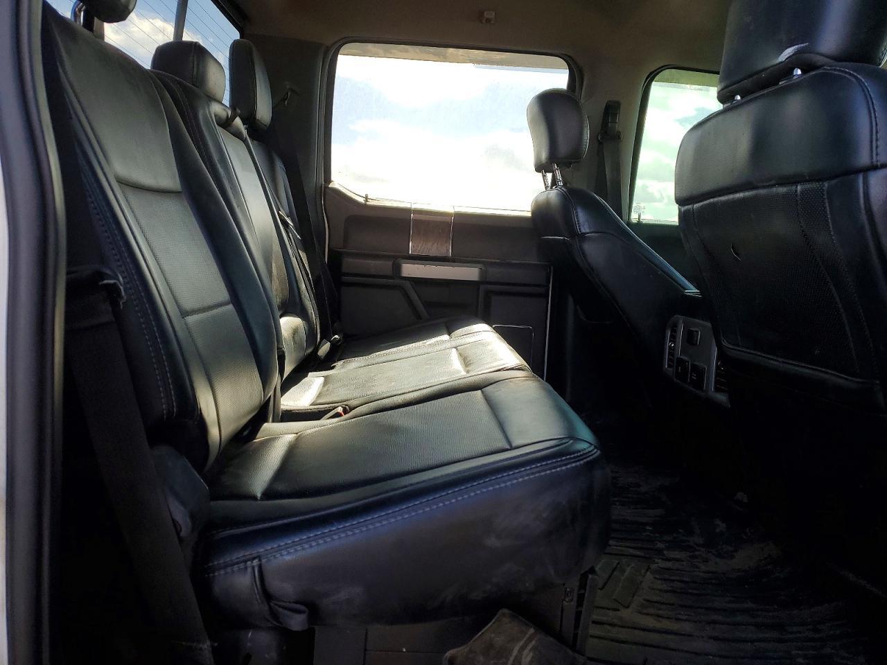 2019 Ford F250 Lariat 4Wd 6.7L V8 Tdsl Crew Cab - zdjęcie 10