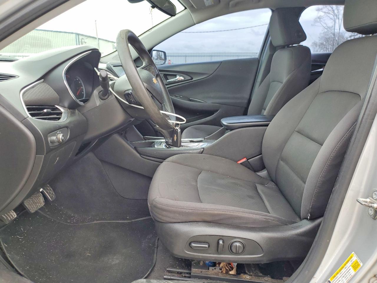 2017 Chevrolet Malibu Lt - zdjęcie 7