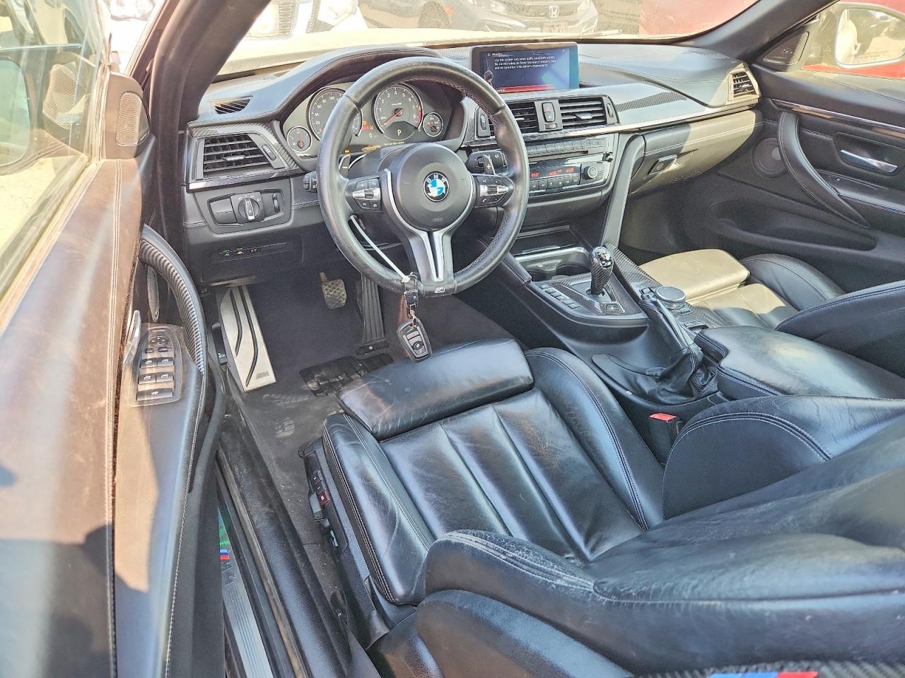 2015 BMW M4 - zdjęcie 8
