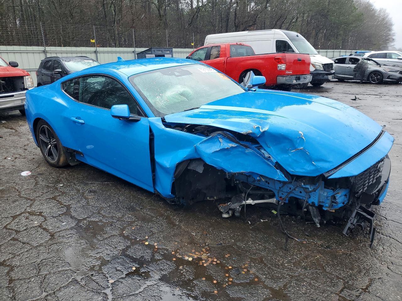 2024 Ford Mustang - zdjęcie 4