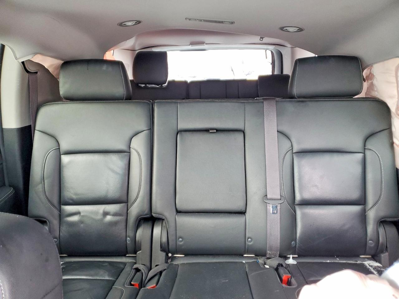 2017 Chevrolet Suburban K1500 Lt - zdjęcie 10