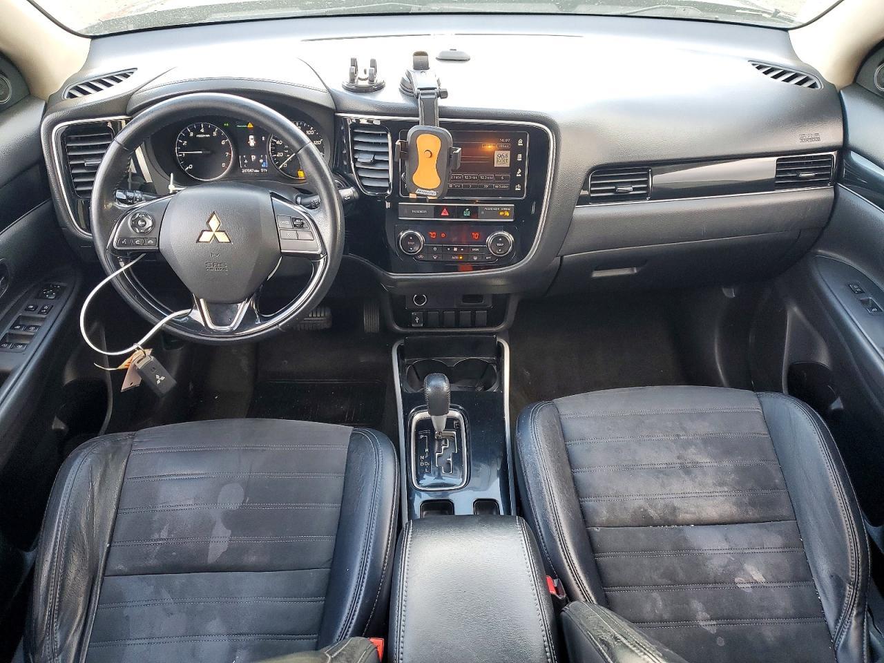 2019 Mitsubishi Outlander Se - zdjęcie 8