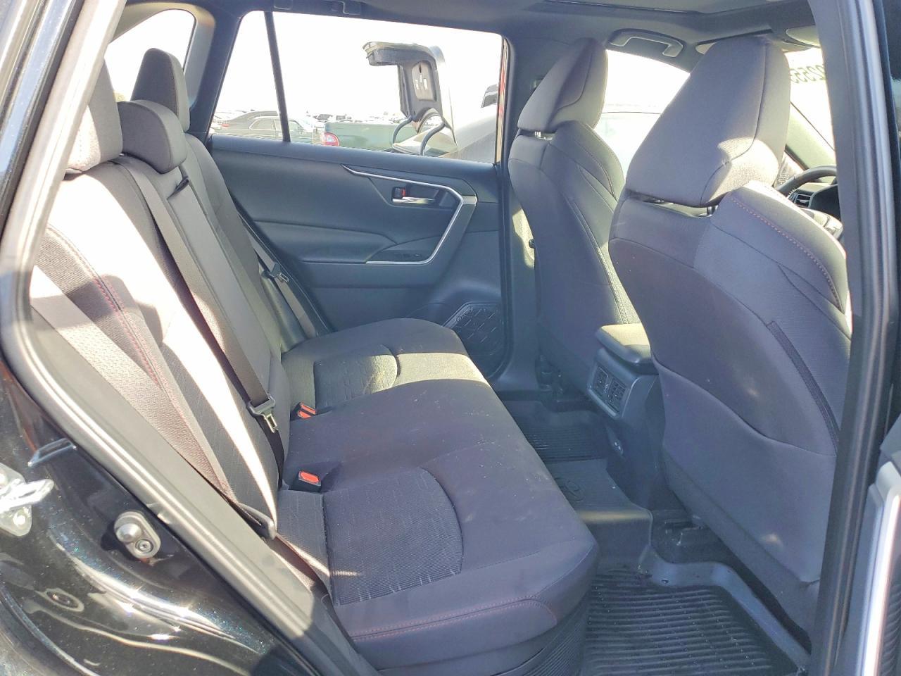 2022 Toyota Rav4 Prime Se - zdjęcie 10