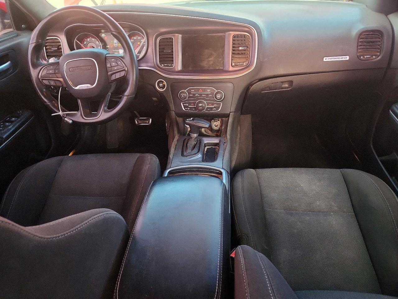 2017 Dodge Charger - zdjęcie 8