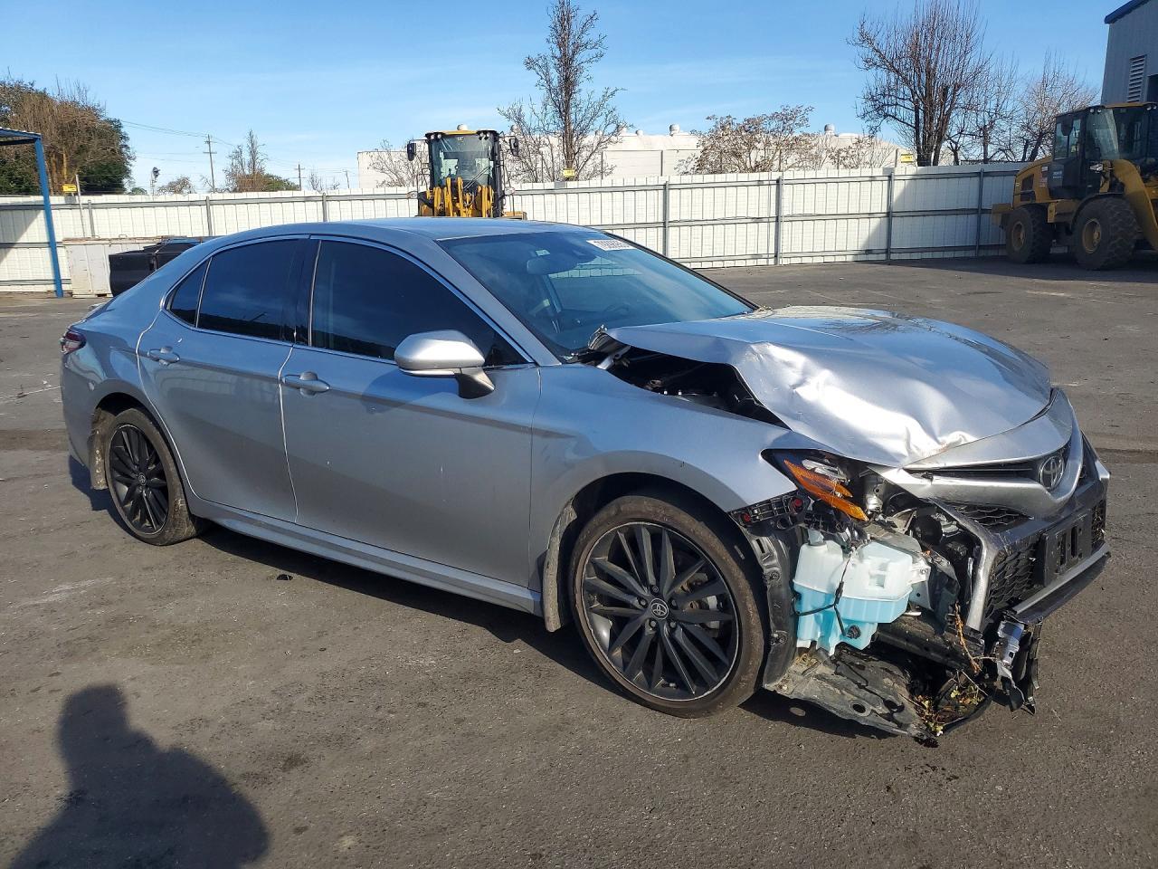 2023 Toyota Camry Xse - zdjęcie 4