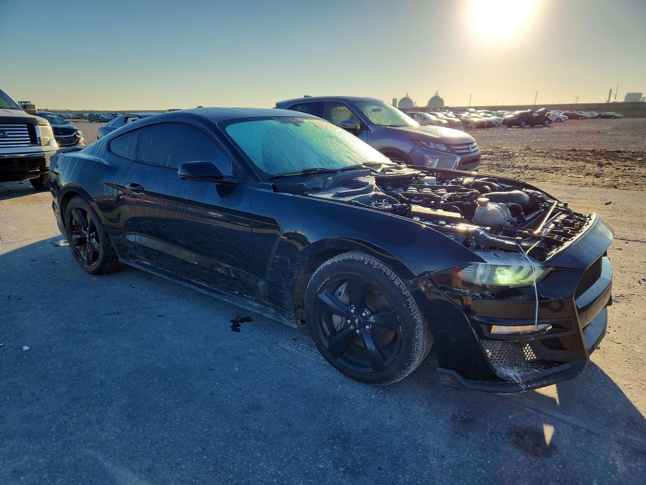 2021 Ford Mustang Gt - zdjęcie 4