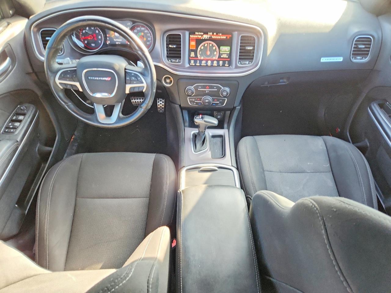 2018 Dodge Charger R/T 392 - zdjęcie 8