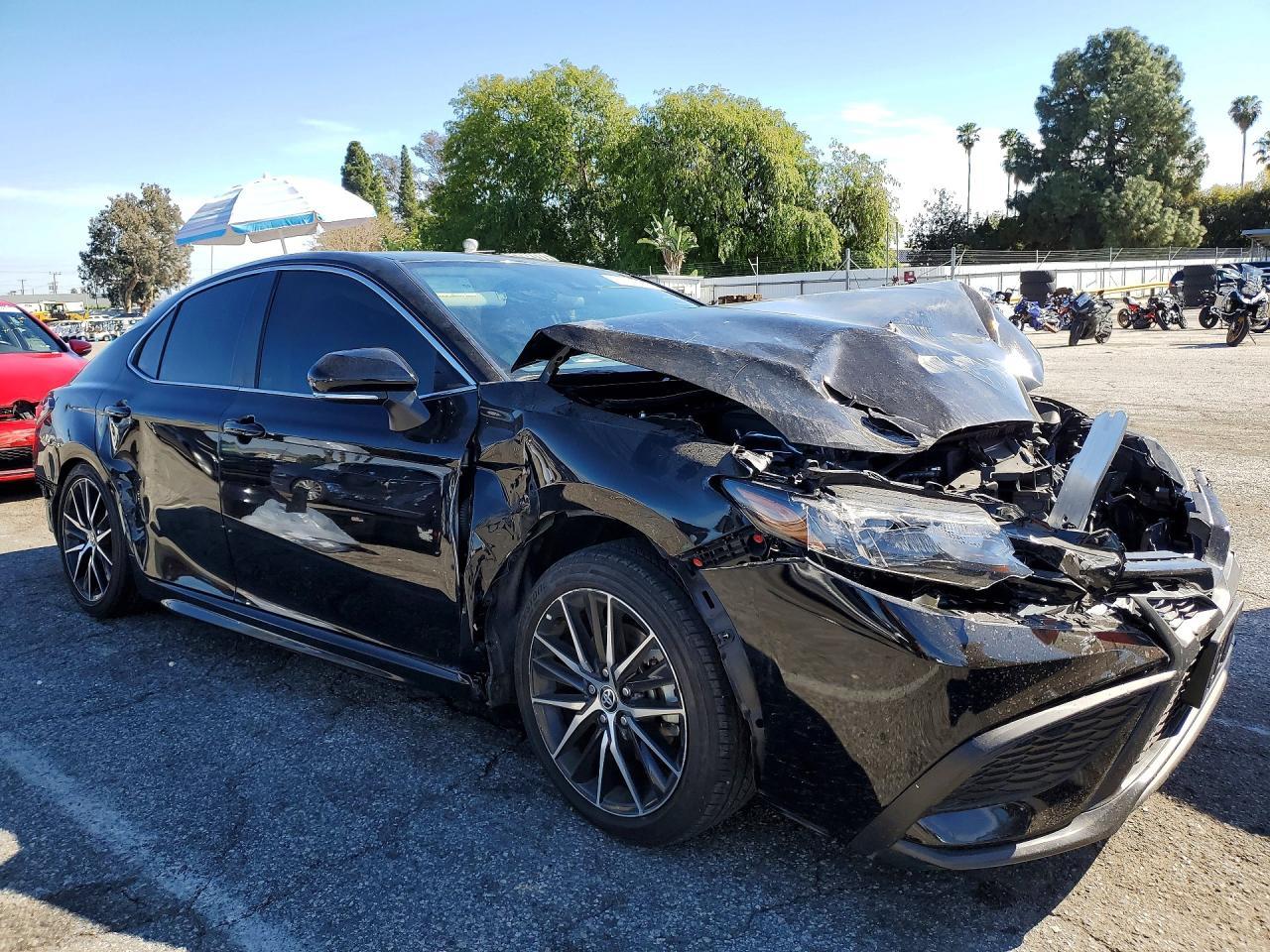 2024 Toyota Camry Se Night Shade - zdjęcie 4