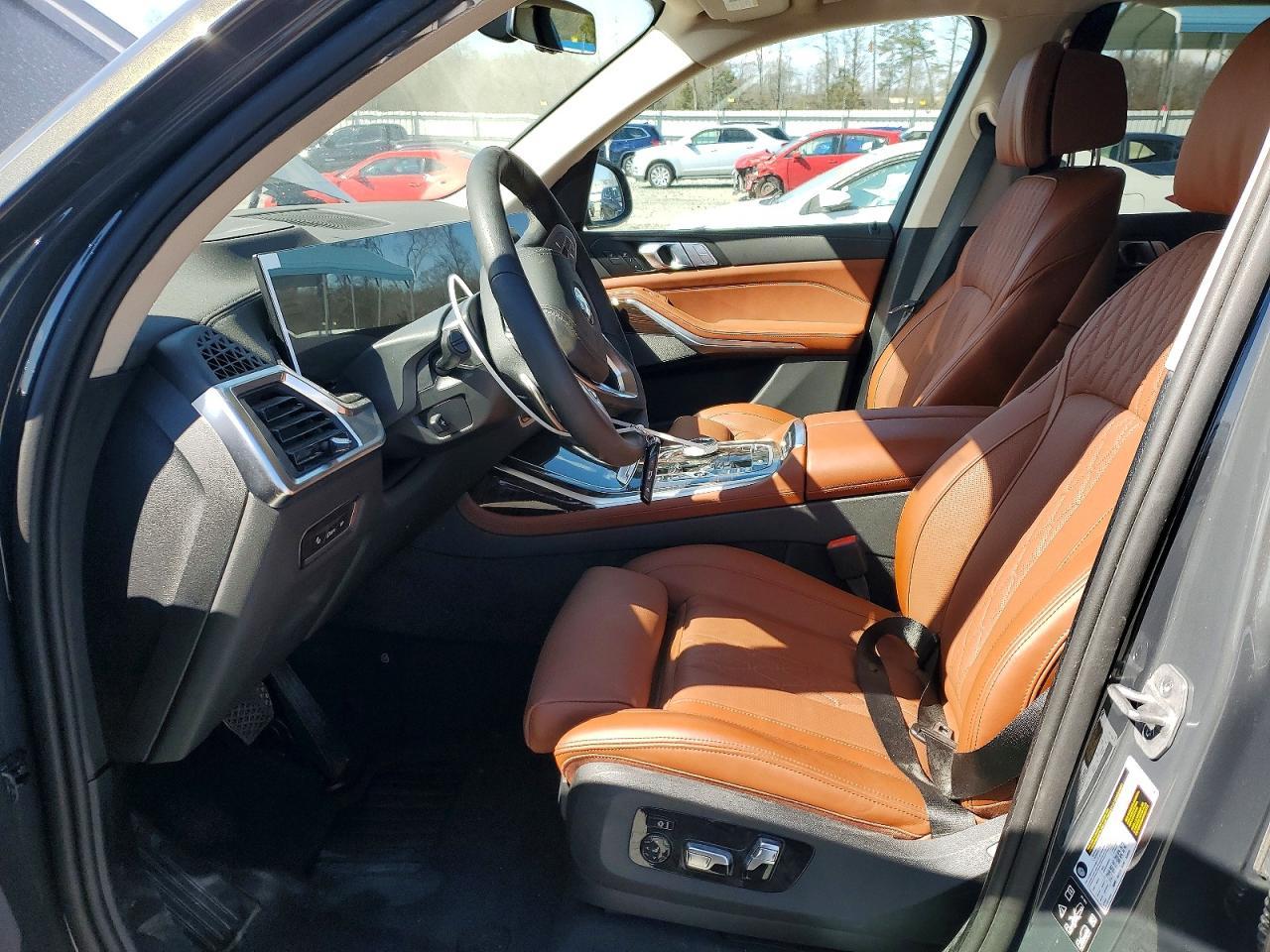 2026 BMW X7 xDrive40I - zdjęcie 7