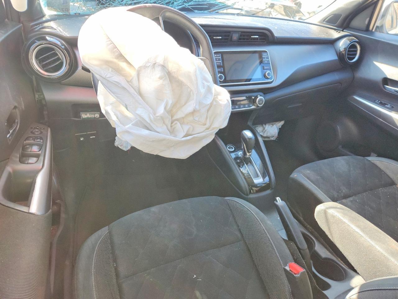 2020 Nissan Kicks Sv - zdjęcie 8