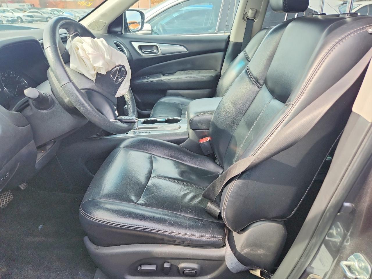 2017 Nissan Pathfinder - zdjęcie 7