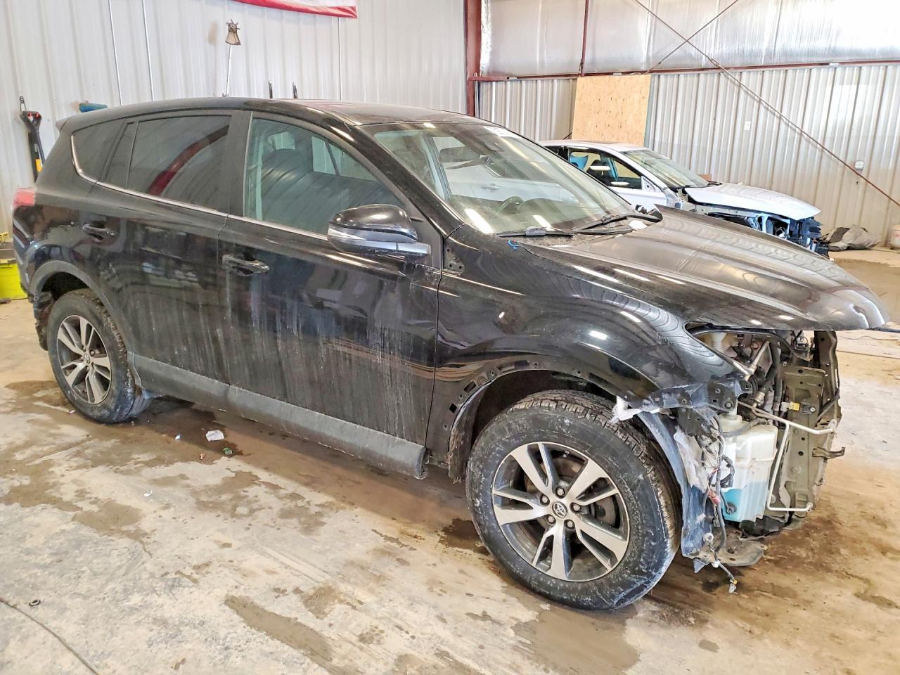 2018 Toyota Rav4 Adventure - zdjęcie 4