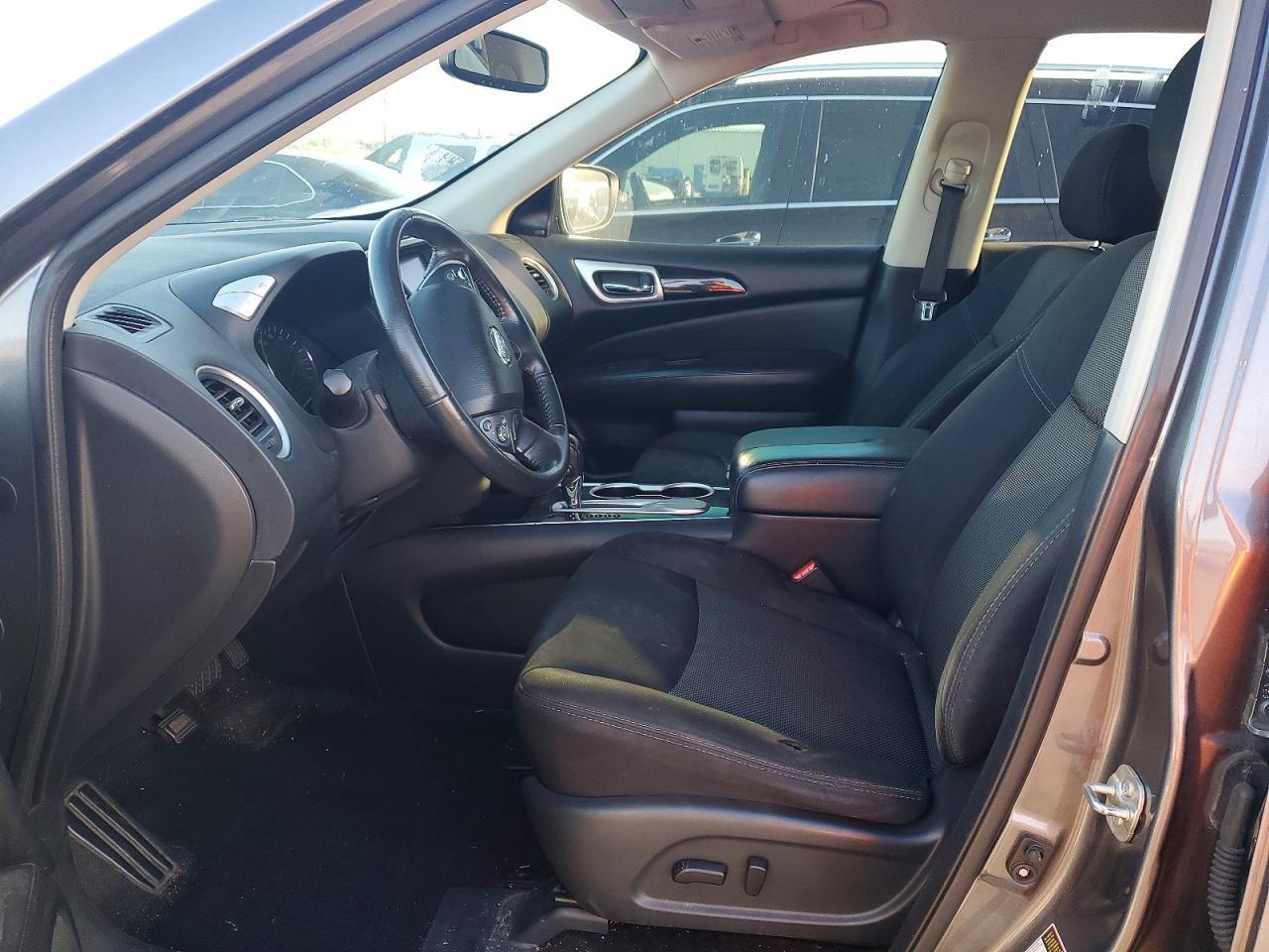 2020 Nissan Pathfinder Sv - zdjęcie 7