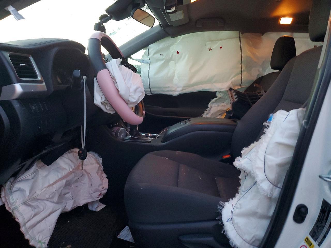 2019 Toyota Highlander Le - zdjęcie 7