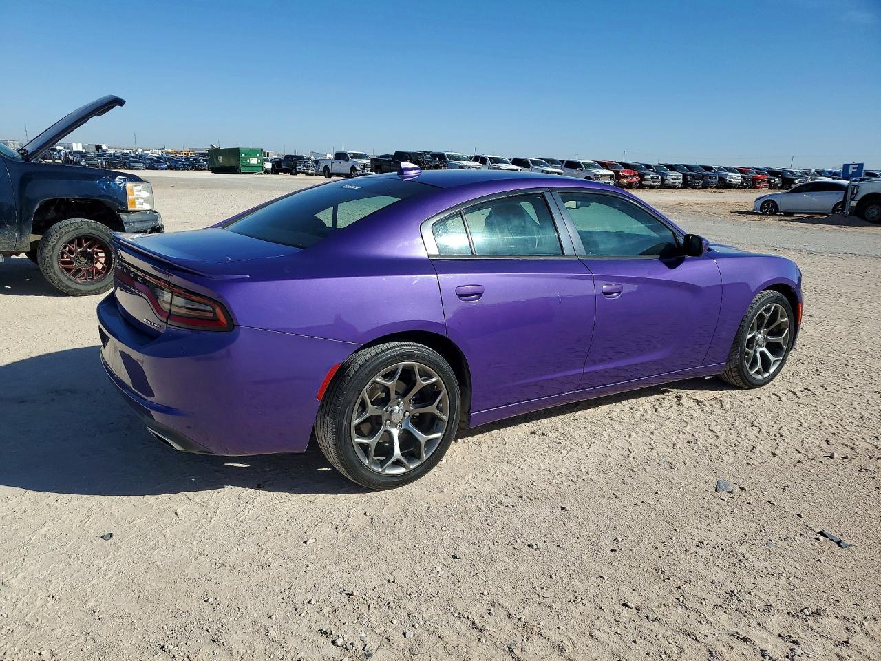 2016 Dodge Charger Sxt - zdjęcie 3
