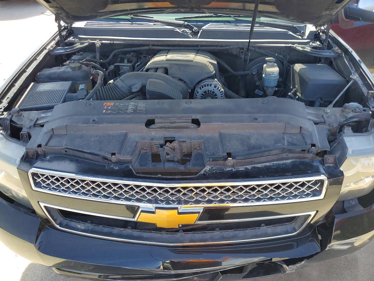 2013 Chevrolet Tahoe - zdjęcie 11