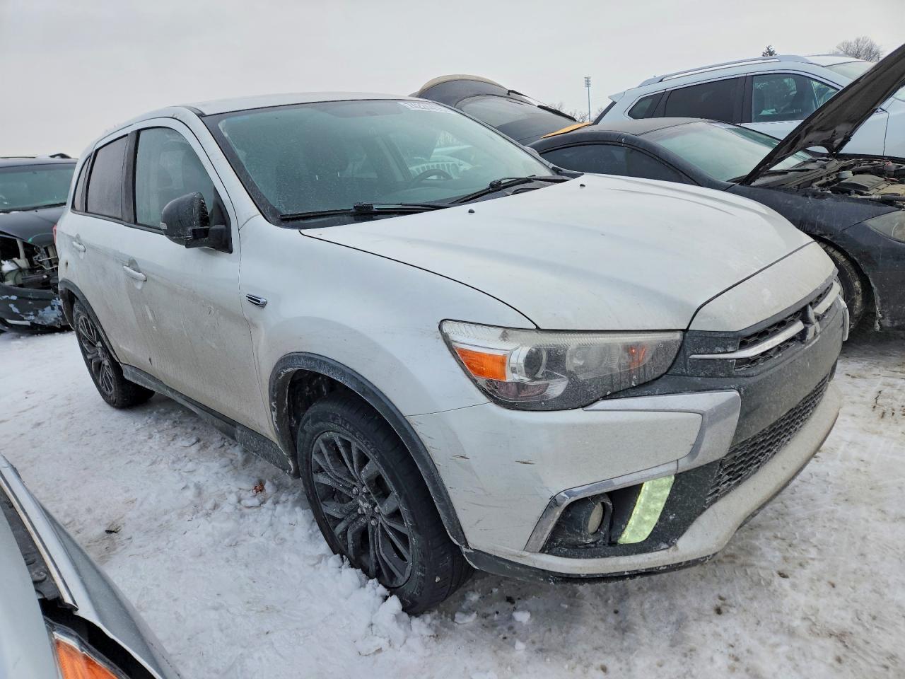 2018 Mitsubishi Outlander Sport Es - zdjęcie 4