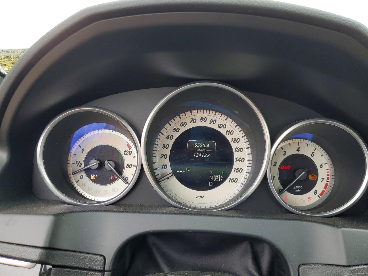 2016 Mercedes Benz E 400 - zdjęcie 9