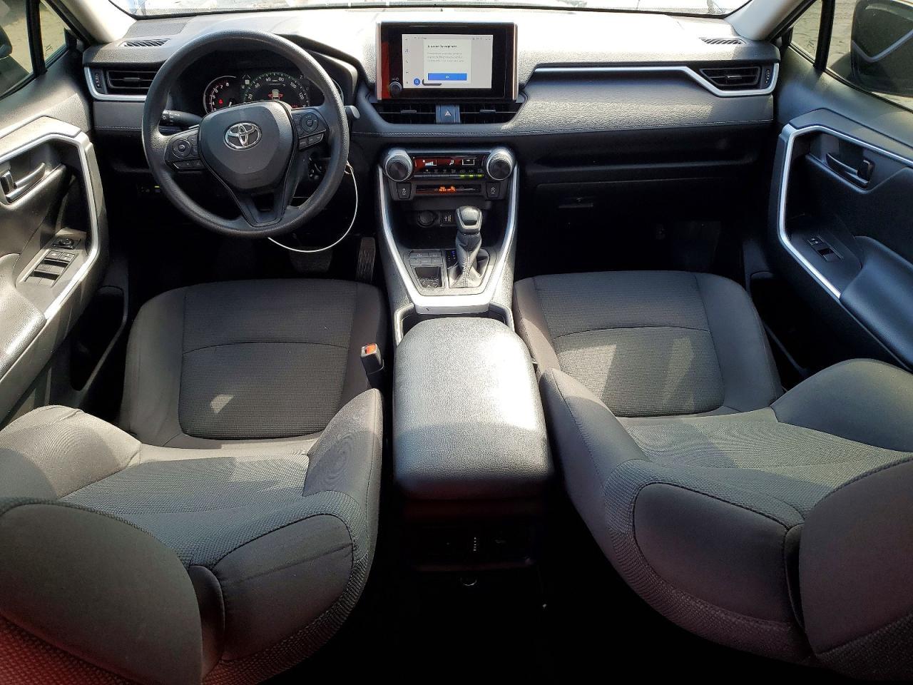 2025 Toyota Rav4 Le - zdjęcie 8