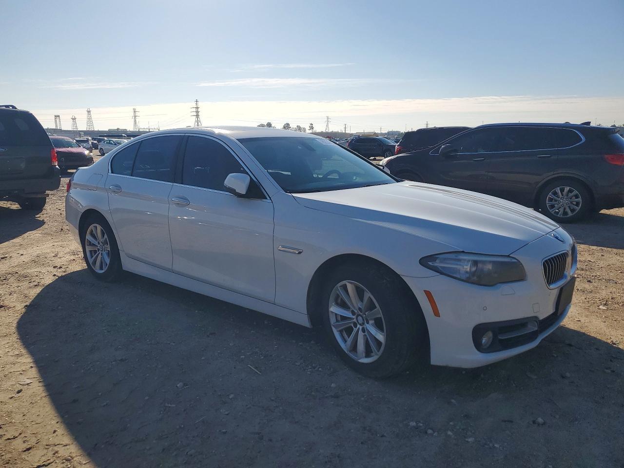 2015 BMW 528 I - zdjęcie 4