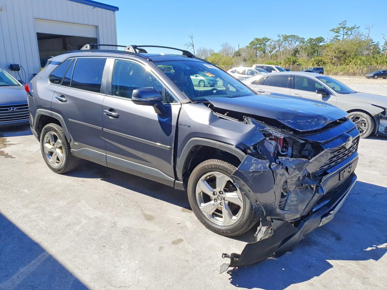 2019 Toyota Rav4 Hybrid Limited - zdjęcie 4