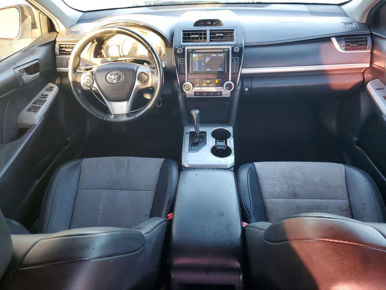 2014 Toyota Camry Se - zdjęcie 8