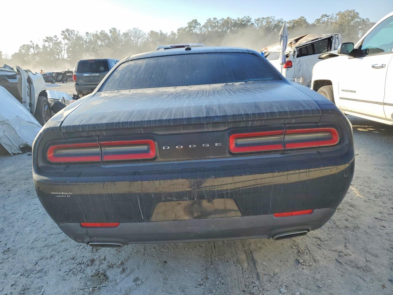 2015 Dodge Challenger Sxt - zdjęcie 6