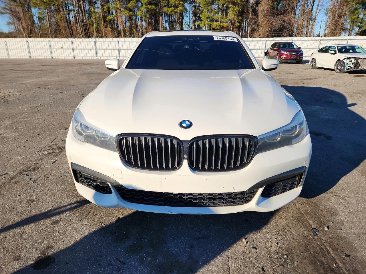 2016 BMW 740 I - zdjęcie 5