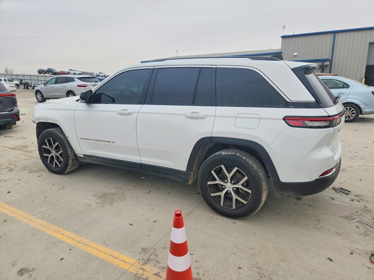 2023 Jeep Grand Cherokee Limited - zdjęcie 2