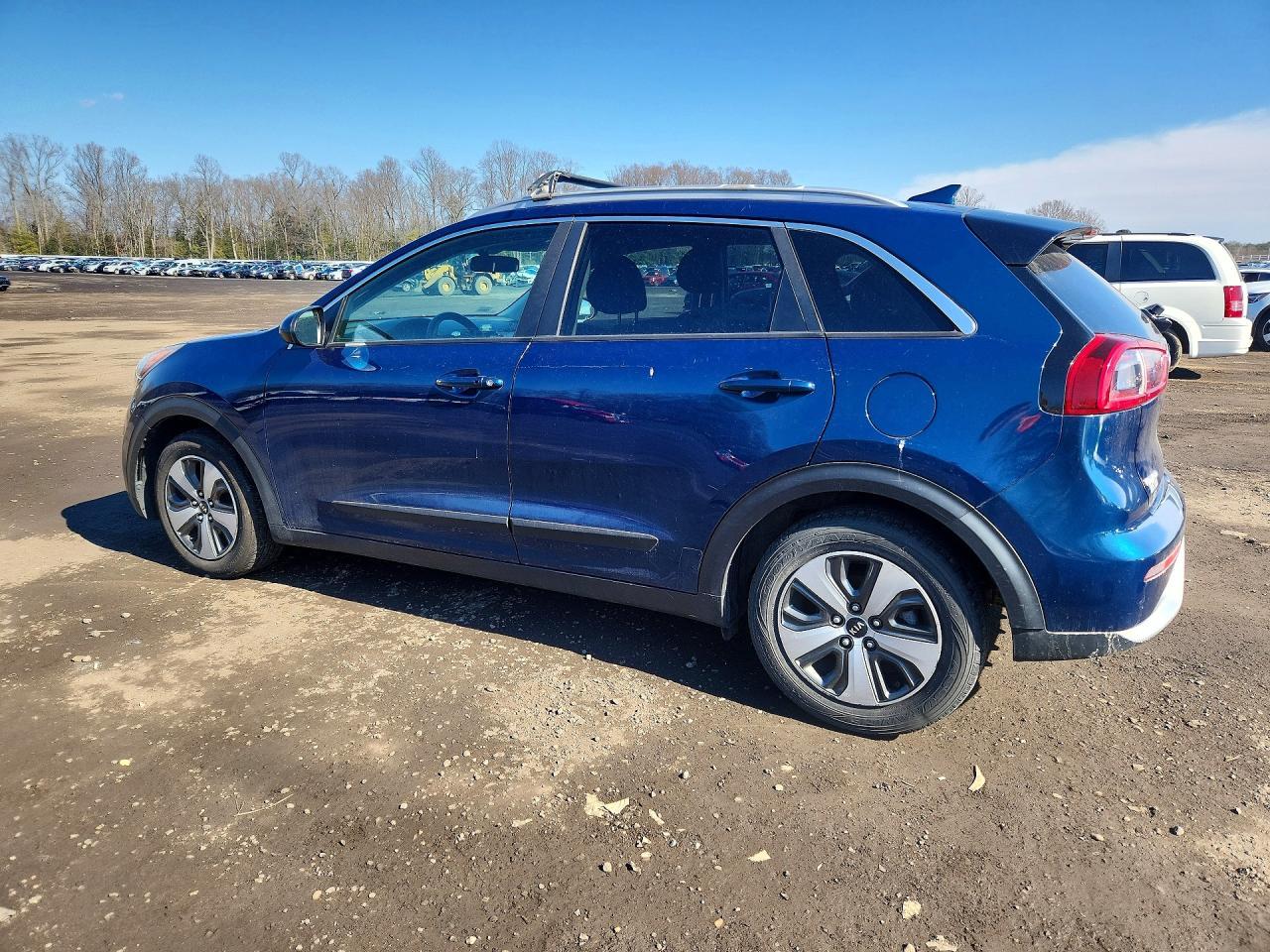 2018 Kia Niro Lx - zdjęcie 2
