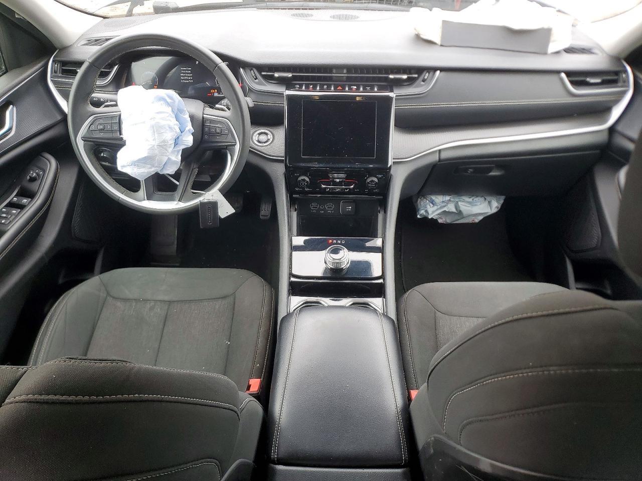 2023 Jeep Grand Cherokee L Laredo - zdjęcie 8