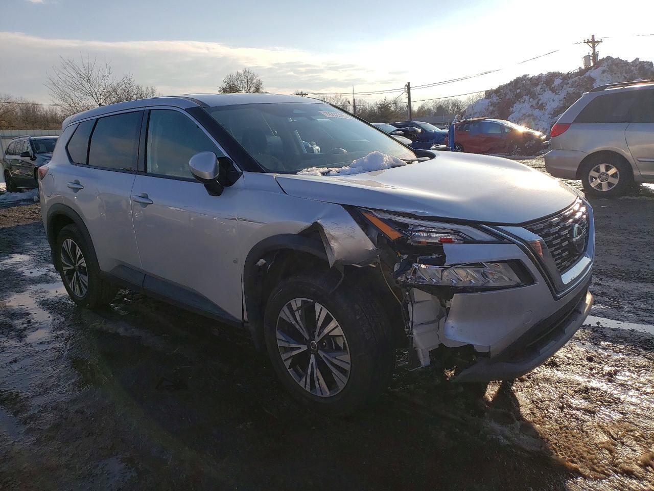 2021 Nissan Rogue Sv - zdjęcie 4