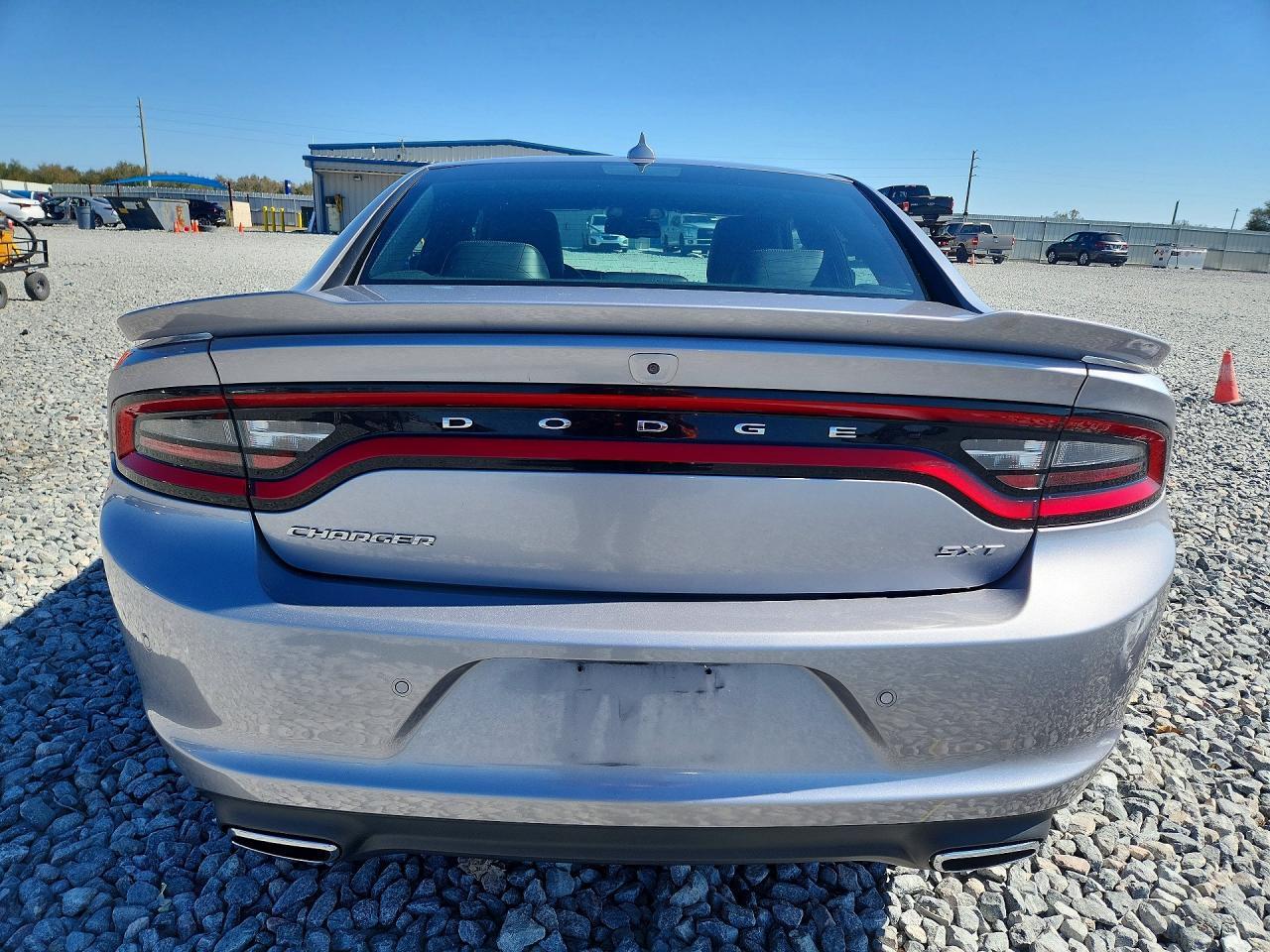 2017 Dodge Charger Sxt - zdjęcie 6