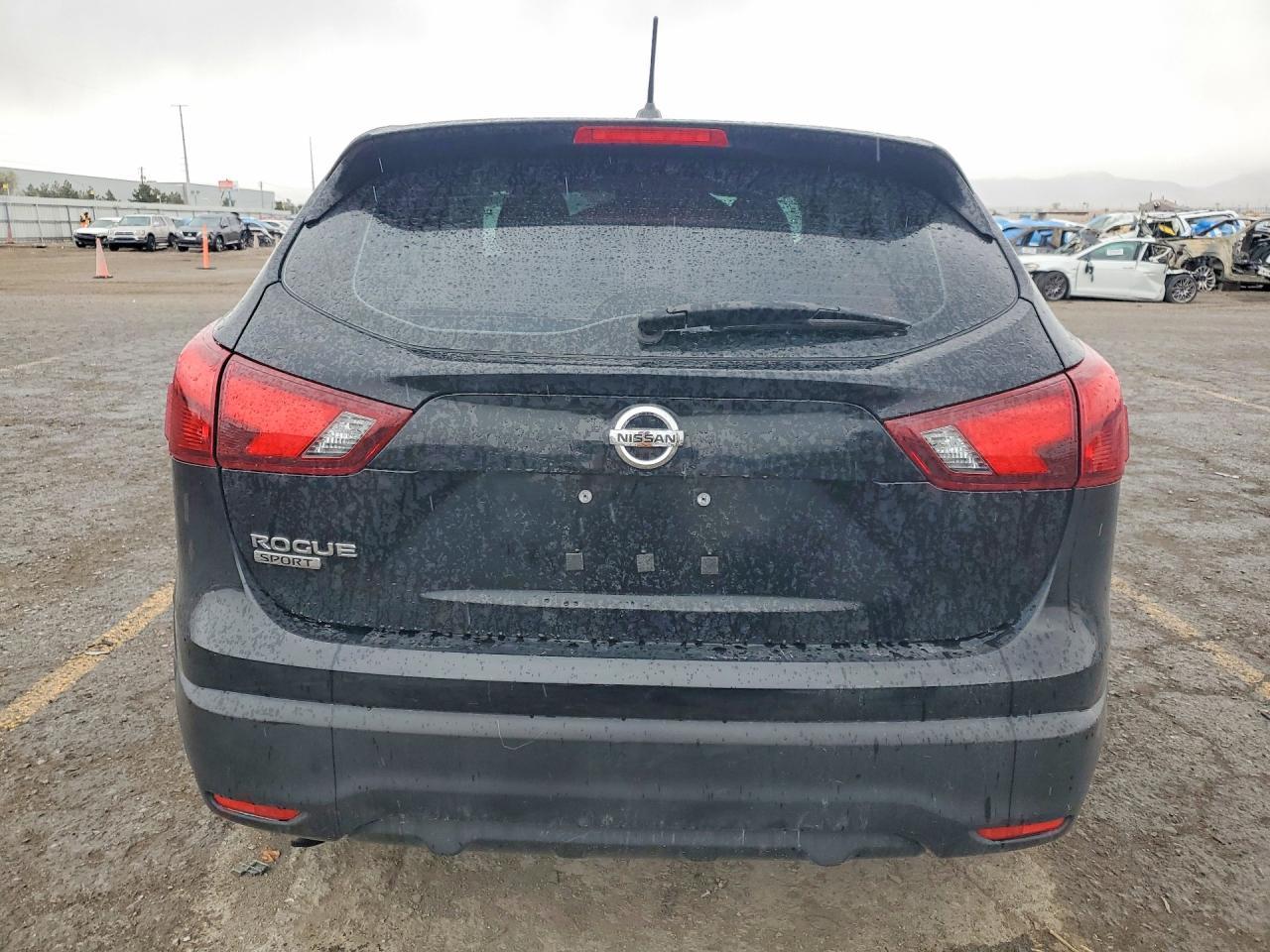 2018 Nissan Rogue Sport S - zdjęcie 6