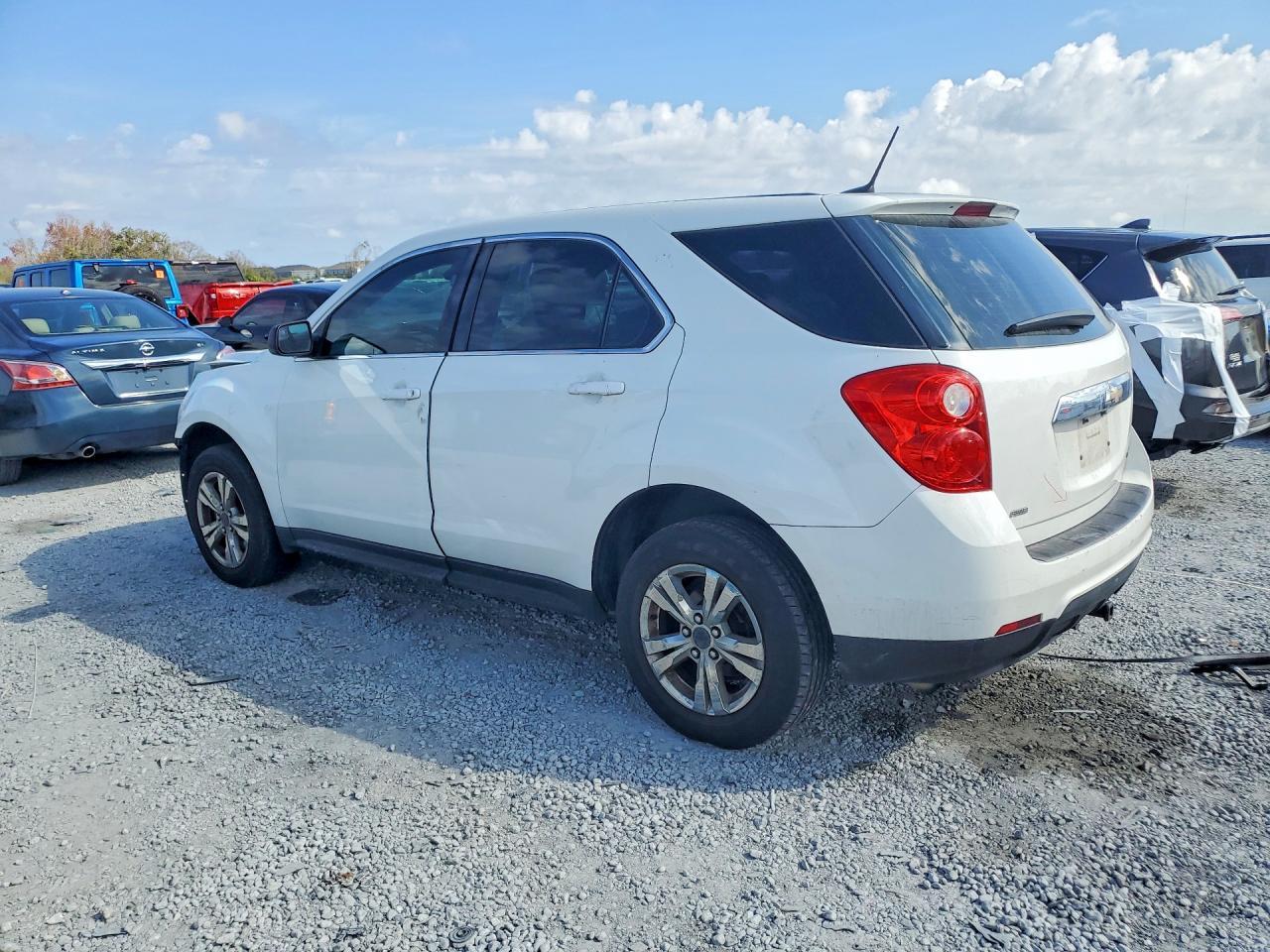 2014 Chevrolet Equinox Ls - zdjęcie 2