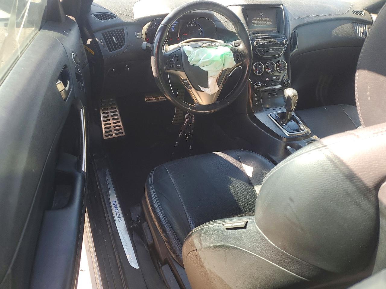 2014 Hyundai Genesis Coupe 3.8 Ultimate - zdjęcie 8