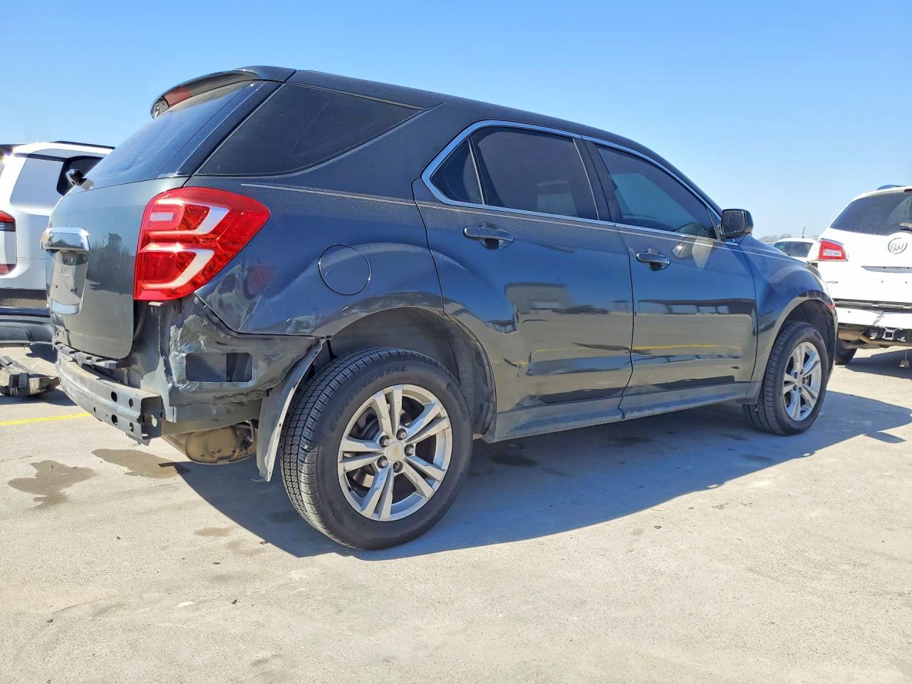 2017 Chevrolet Equinox Ls - zdjęcie 3