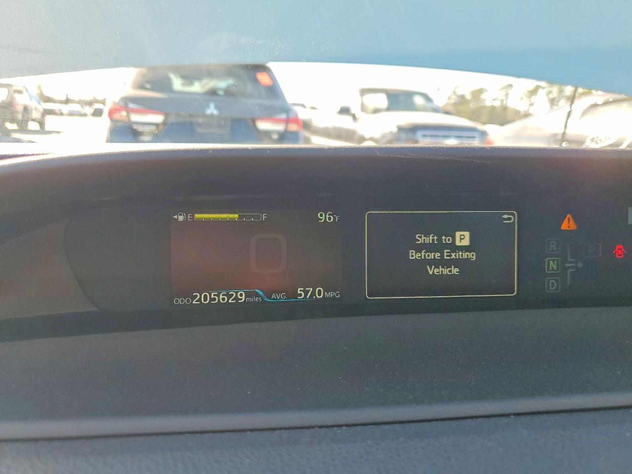 2022 Toyota Prius L Eco - zdjęcie 9